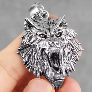 PENDENTIF LOUP TETE CORIACE (ACIER)