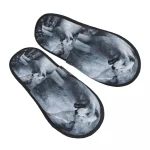 CHAUSSONS LOUP BLANC
