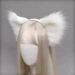 OREILLES DE LOUP BLANCHES MAJESTUEUSES