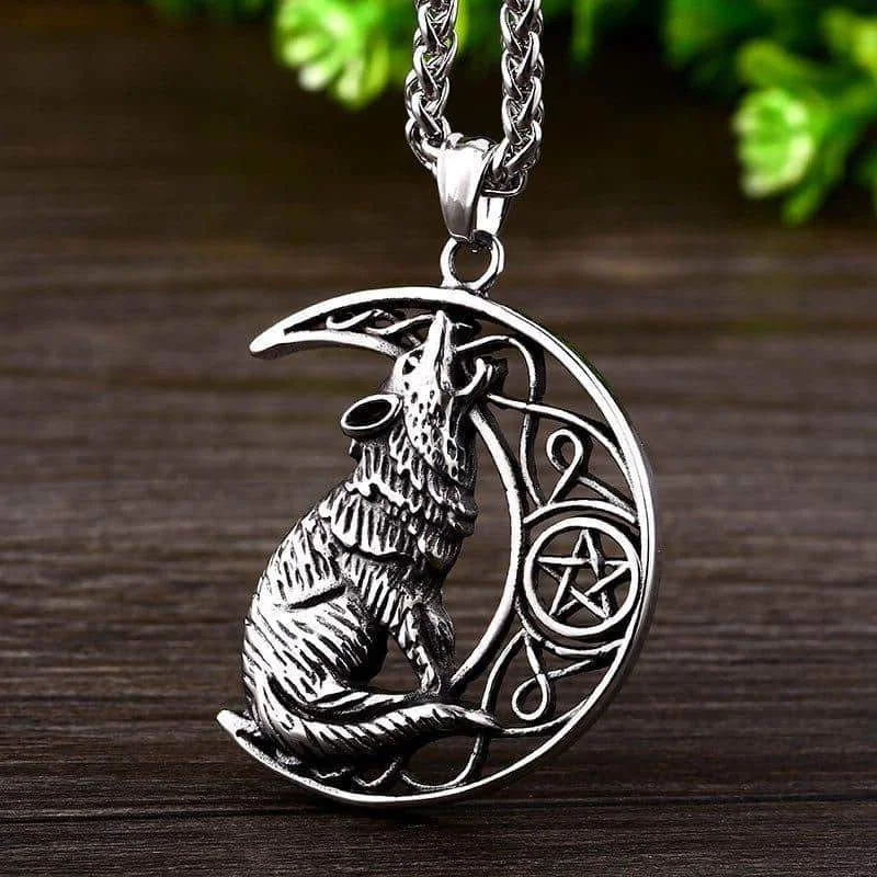 Détails du Pendentif Loup Lune